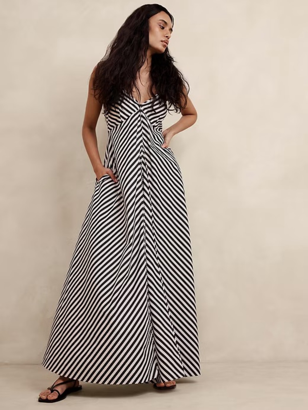 BANANA REPUBLIC • Bias-Cut cotton poplin striped maxi tank dress Size 12